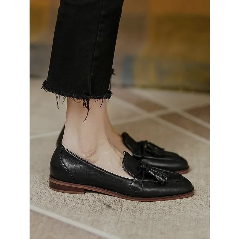 Women Casual Shoes Retro Bowknot Tassels Flat Shoes Korean Winter Fashion Elegant Round Toe Stiletto Pumps Party Dress Loafer