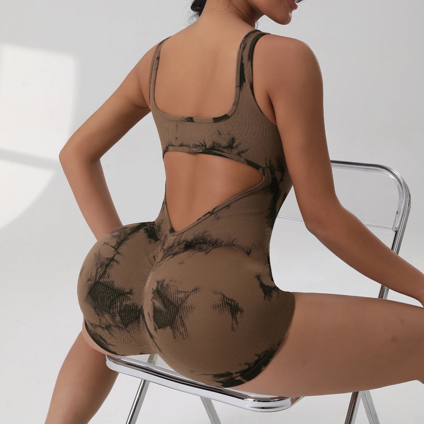 Sexy V Back Scrunch Sports Jumpsuit Women Gym Rompers Sleeveless Sportswear Bodysuits Women Casual One-Piece Suit Yoga Clothing