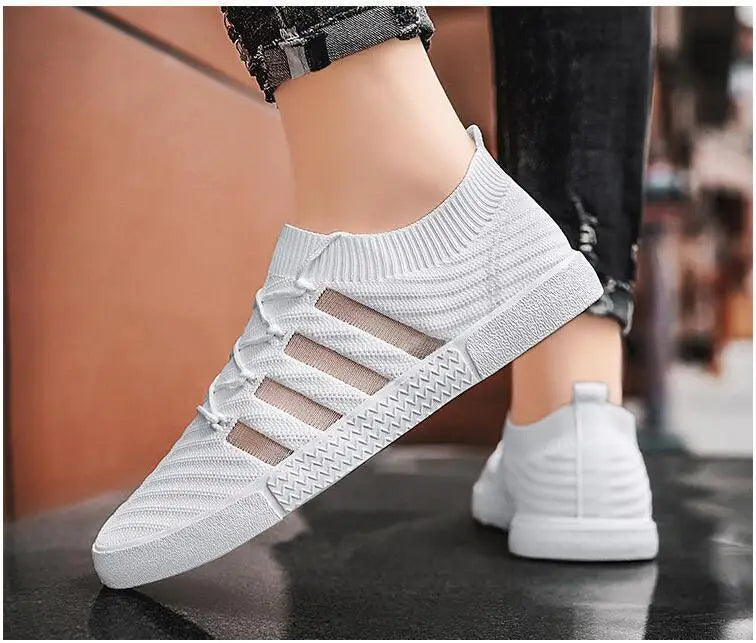 2022 New Super Light Mesh Men Running Sneakers Fashion Trend Lace-up Athletic Shoes Breathable Tenis Masculino Comfort Anti-skid