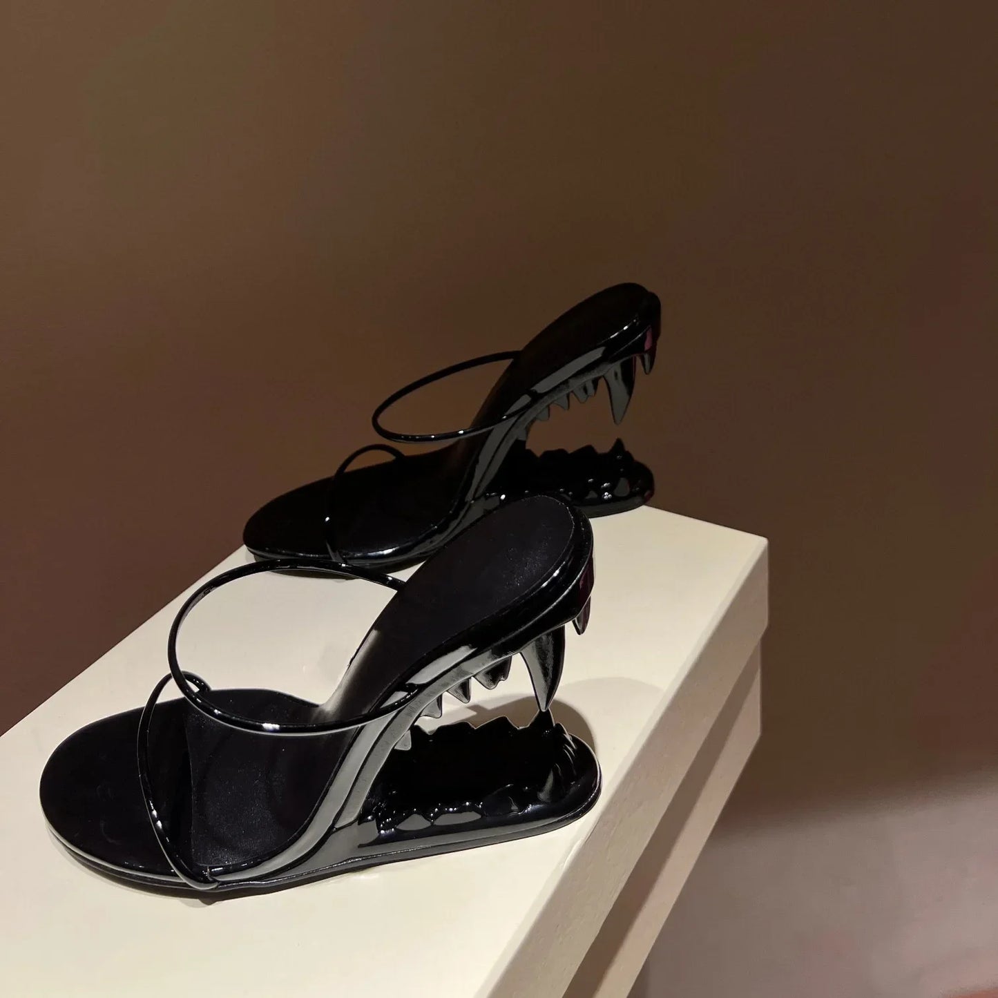 Spring Fashion Show, Teeth Shaped Heels, High Heels with Exposed Toes, Sloping Heels, Round Toe Fashion Women's Shoes