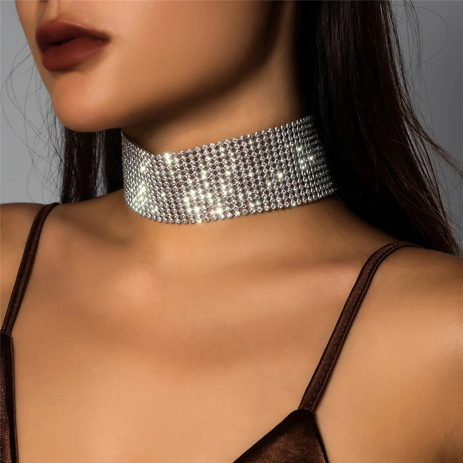 Ingemark Sparkling Silver Color Crystal Collar Choker Necklace for Women Bridal Goth Rhinestone Clavicle Chain Elegant Jewelry