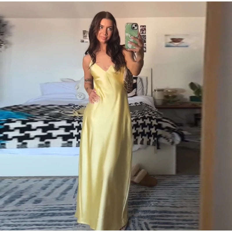 Elegant Satin Pink Women's Long Dresses Fashion Sleeveless Backless Slim Fit Hem Midi Dress Summer Female Holiday Robes 2026