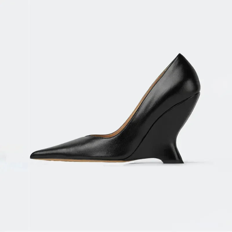 Summer 2024 New High Heels Thick Sole Thick Heel Lacquer Leather Shallow Mouth Pointed Fashion Sexy Women's Oversized Shoes