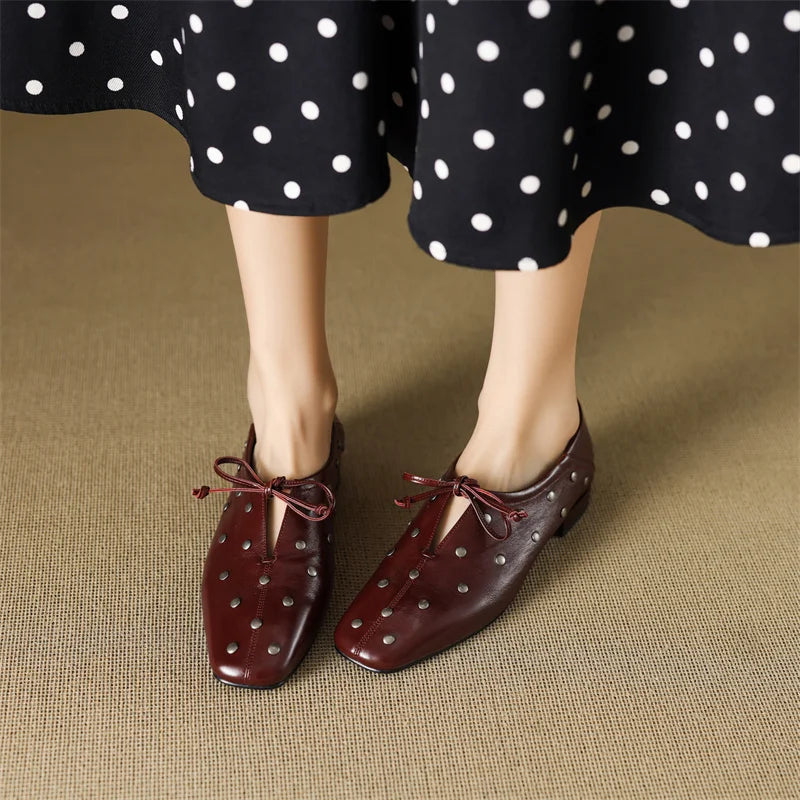 Dilalula 2025 Spring Genuine Leather Rivet Pumps Women Lace Up Low Thick Heels Soft Back Young Women Leather Leisure Pumps