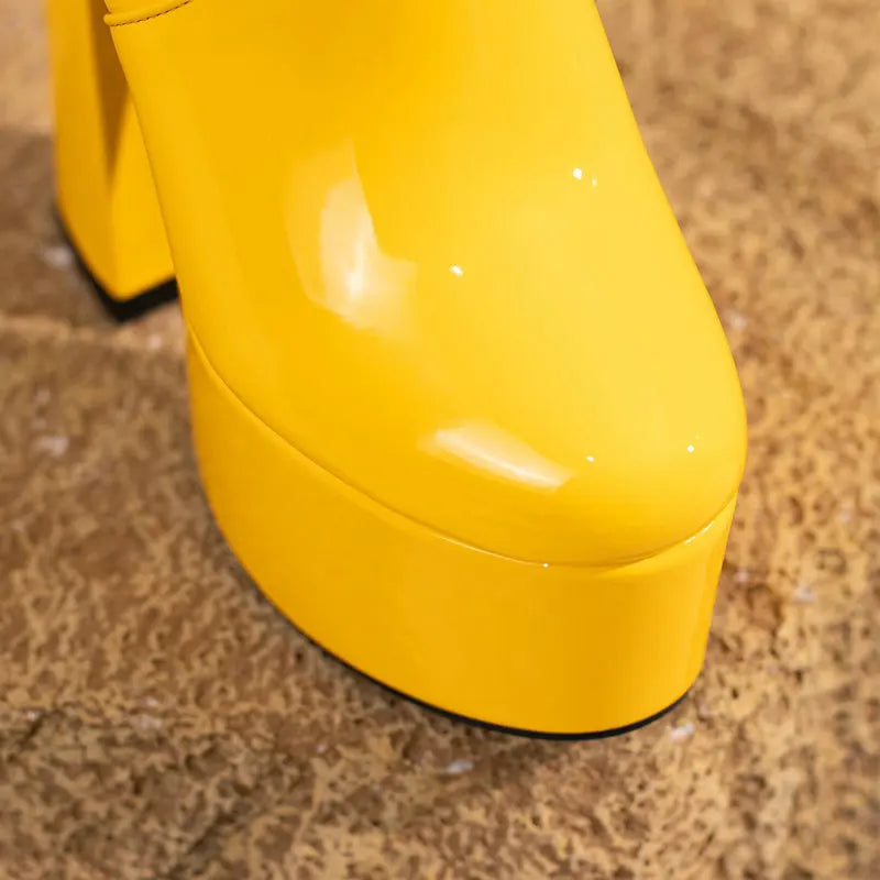 New Lacquer Leather Autumn and Winter Short Boots Women's Thick High Heels Sexy Short Tube Large Fashion Short Boots