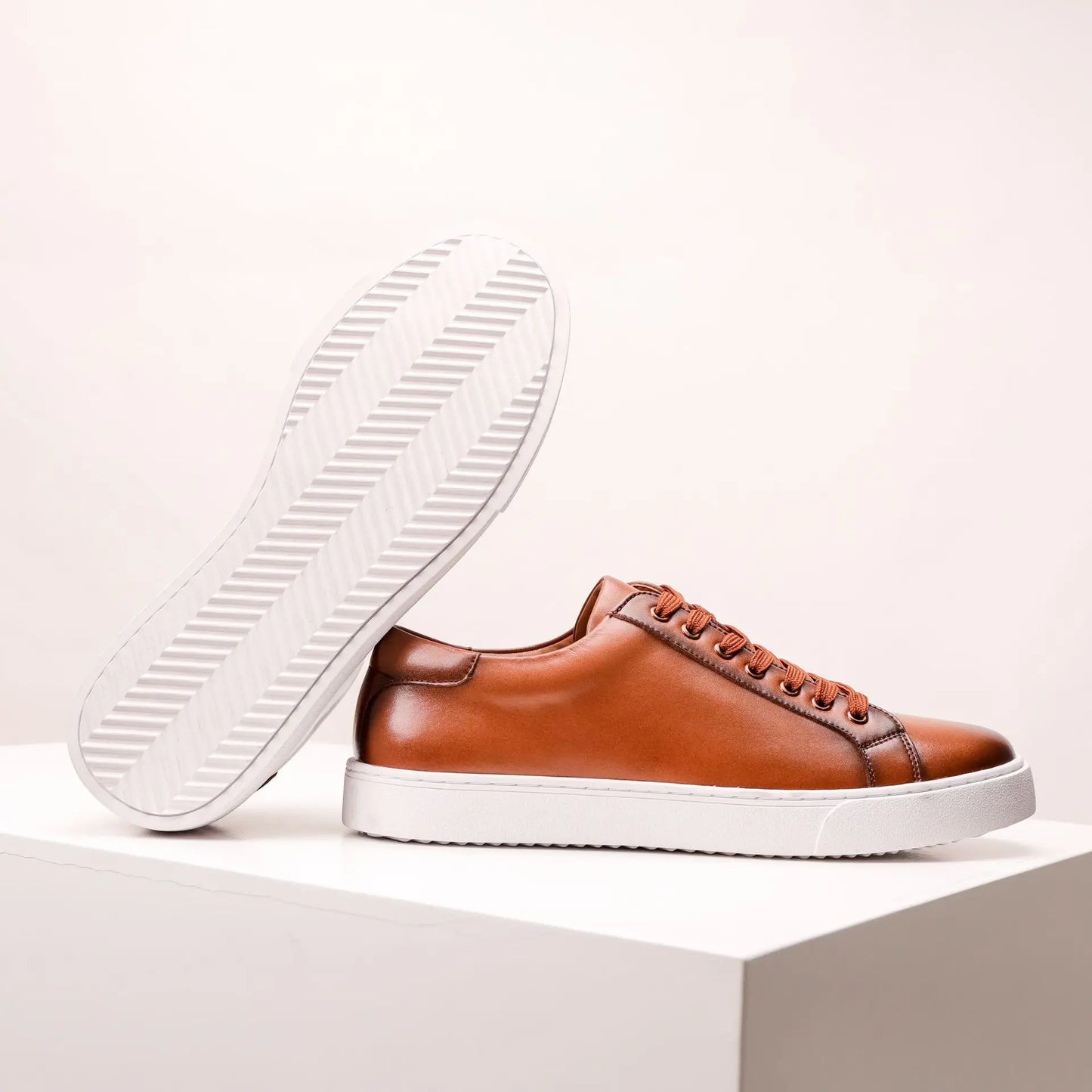 Mens Sneakers Genuine Leather Casual Outdoor Shoes Non-Slip Breathable Luxury Brand Footwear Top Quality Handmade White Shoe Men