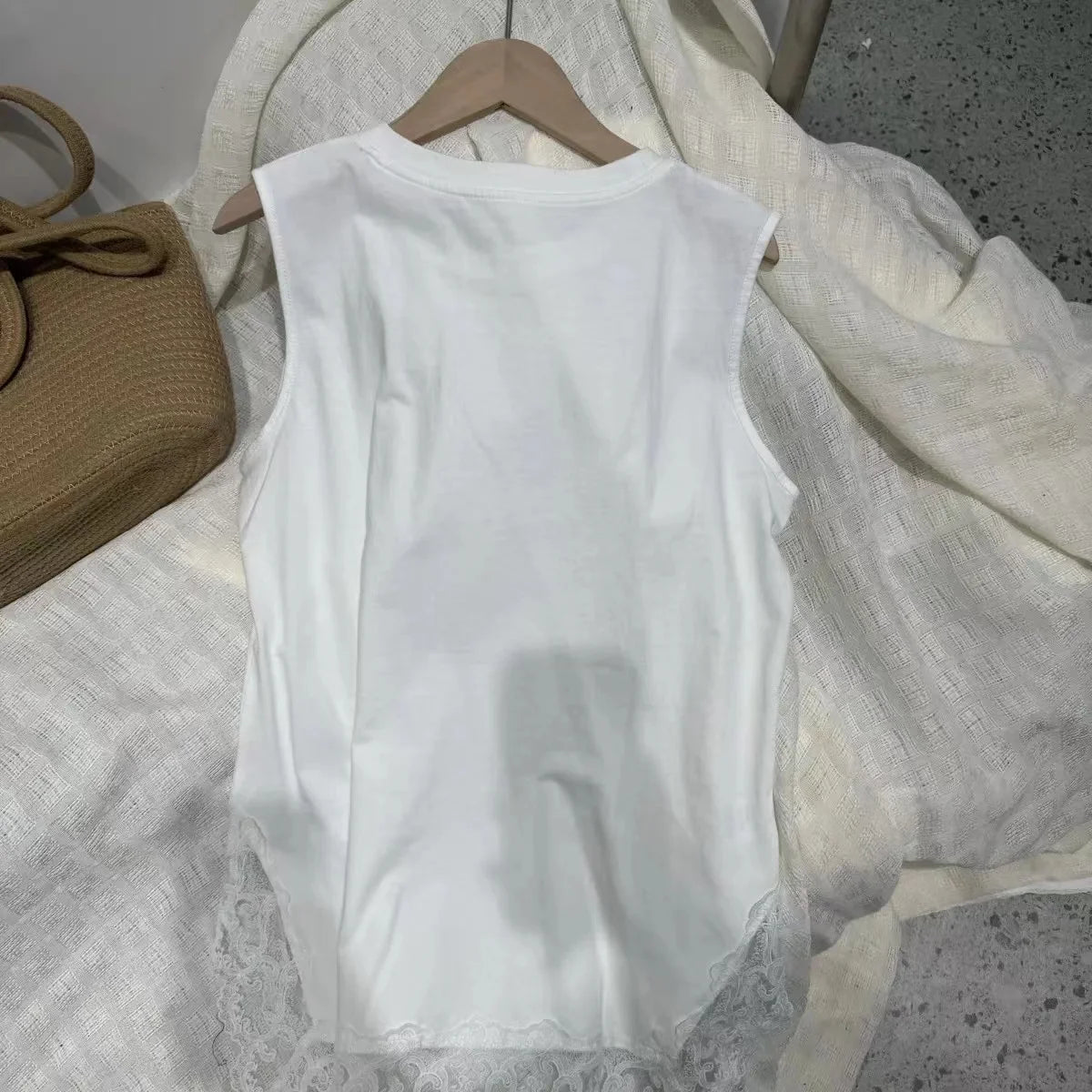 White Tanks Women Solid Lace Sleeveless Loose Tops Leisure Daily Korean Fashion Ins Harajuku Summer Simple 3XL Trendy Basics