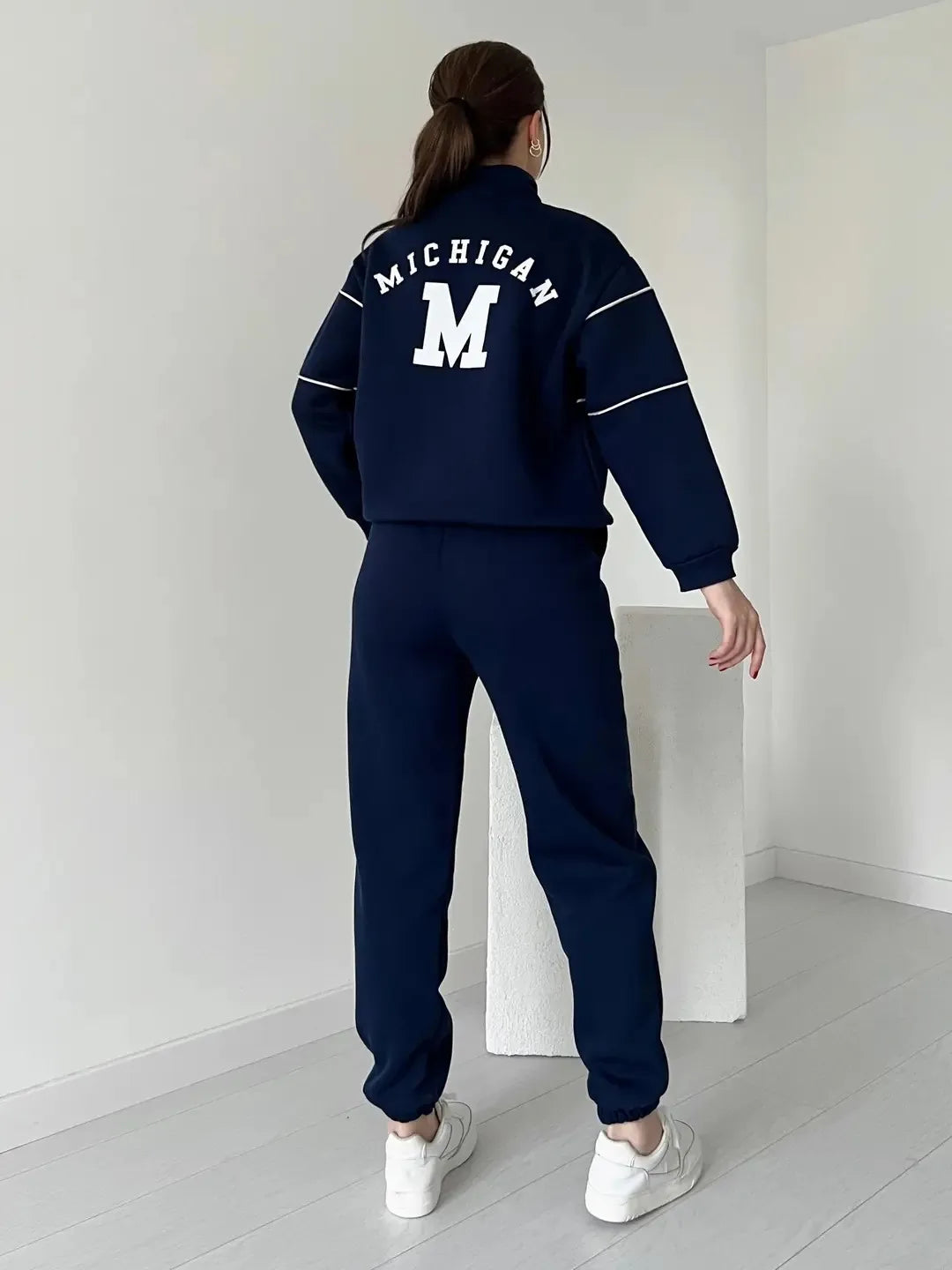Autumn Winter New Fashion Letter Print Sweatshirt Set Casual Zipper Half Open Collar Long-sleeve Top + Sweatpants Two-piece Suit BAZAARHUBO