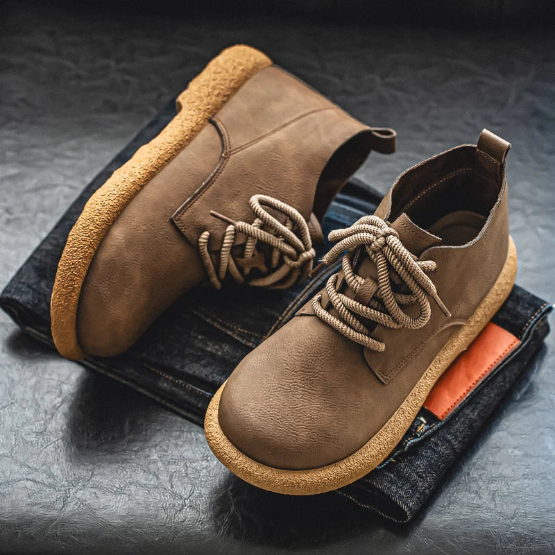 Outdoor Leather Men Casual Shoes British Style High Quality Ankle Boots High Top Man Work Boots Comfortable Walking Sneakers
