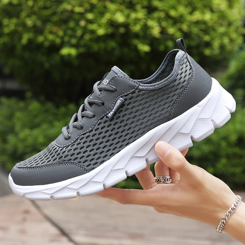 New Running Shoes for Men Comfortable Sports Shoes Lightweight Fashion Summer Plus Size 38-48 Breathable Sneakers for Men