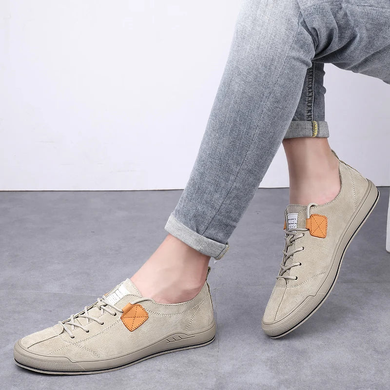 New Soft-Soled Mens Vulcanized Shoes Suede Leather Men Sneakers Fashion Lace-up Solid Shoes Rubber Flats Spring Man Casual Shoes