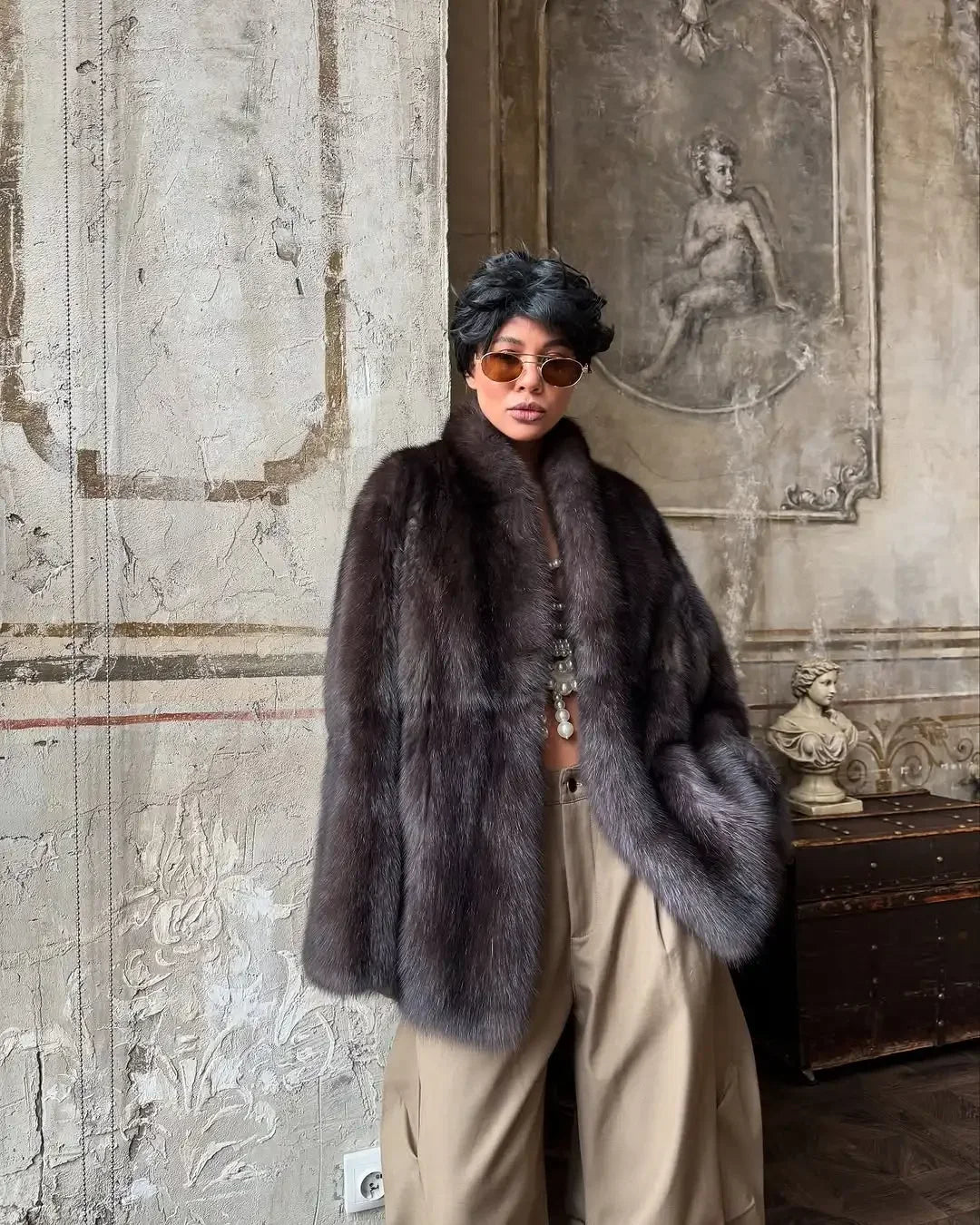 Women Thick Faux Fur Coat Lapel Hidden Button Loose  elegant lady Outerwear 2025 Fashion Female Street Commute Overcoat New