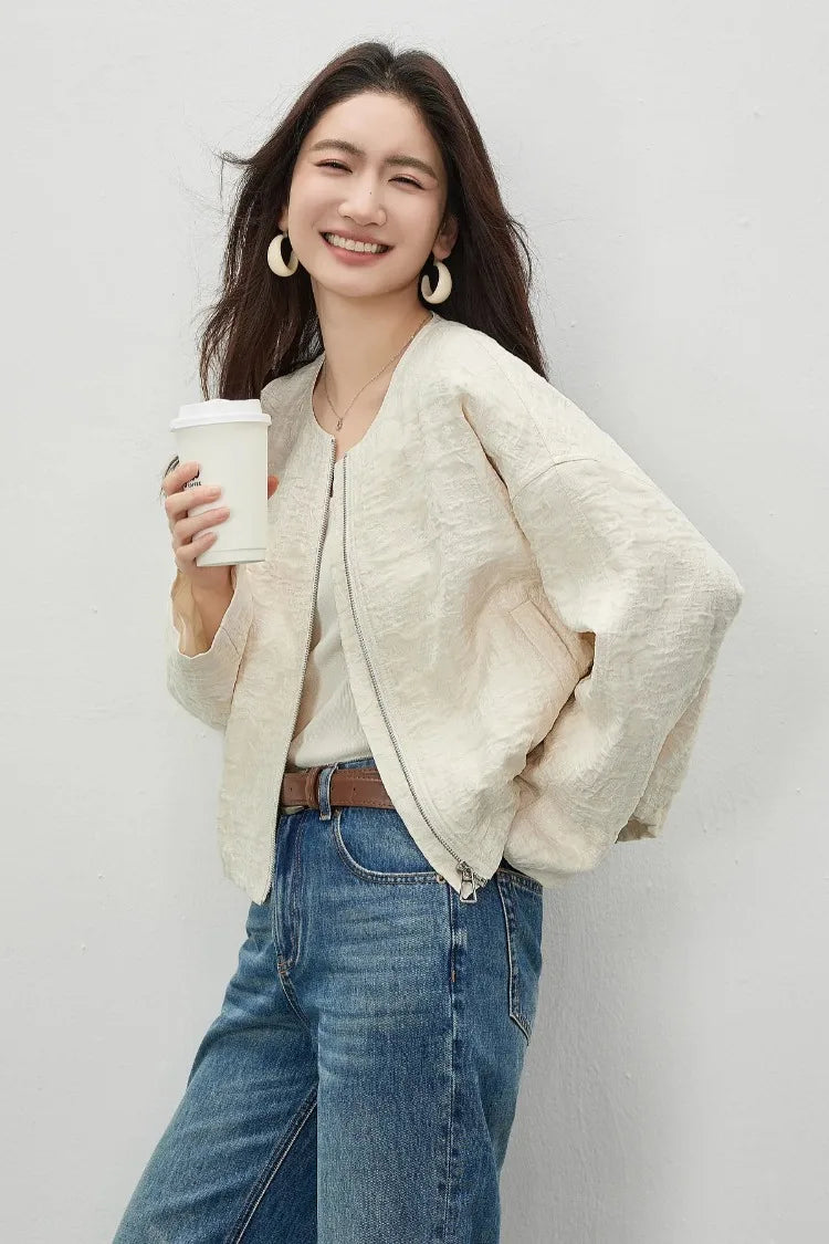 SENTUBILA Women's Loose Cropped Jacket 2026 Spring New Minimalist Round Neck 3D Embossed Jacquard Textured Zipper Coat 161WB6323