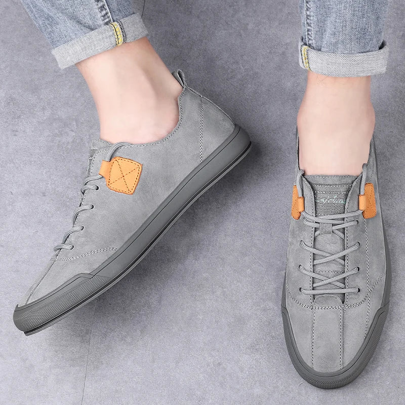 New Soft-Soled Mens Vulcanized Shoes Suede Leather Men Sneakers Fashion Lace-up Solid Shoes Rubber Flats Spring Man Casual Shoes
