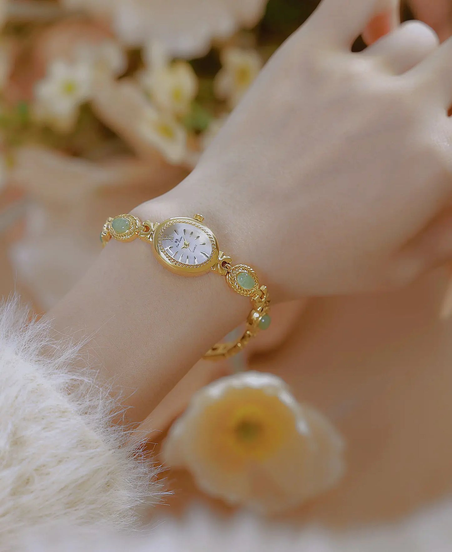 Elegant Women's Watch Jade Bracelet Small Clock Fashion Quartz Watches Luxury Golden Wristwatch Gifts For Women Original Brand
