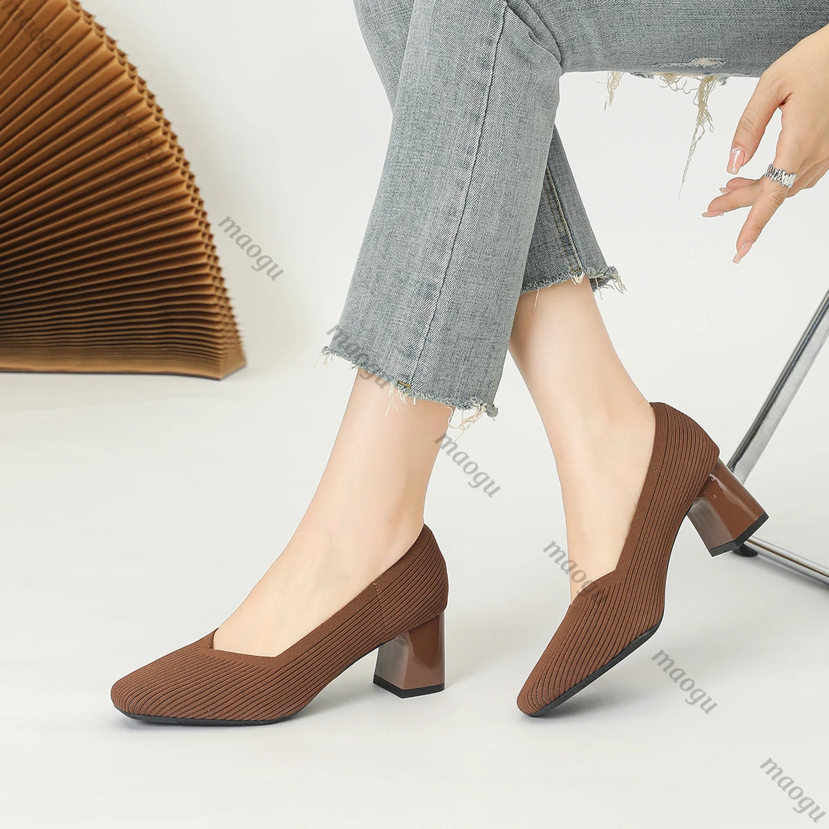 Shoes Woman High Heels Comfortable Square Knitted Breathable Comfortable Women's Flats Shoes (5cm High) 2025 New Collection