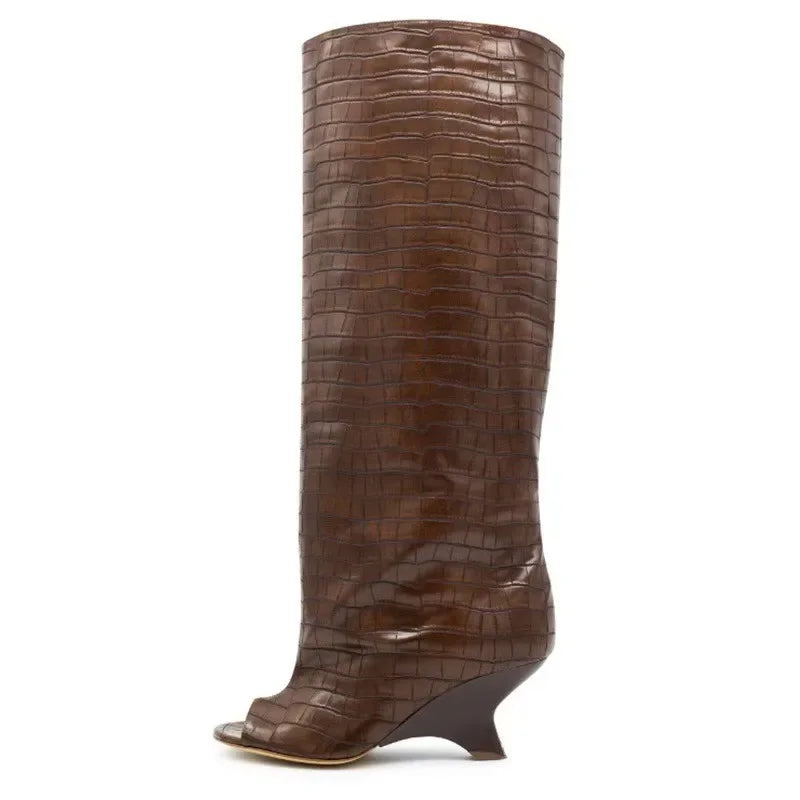 2025 European AndAmerican Nichedesign Versatileopen Toe Long Tube Cool Boots for Women, Crocodile Patterned Irregular High Heels