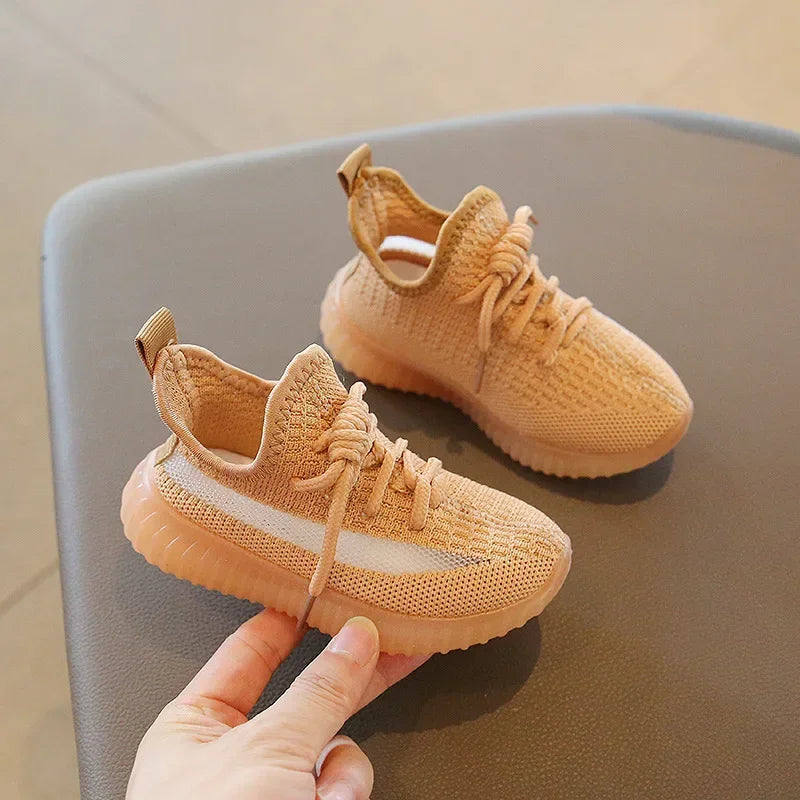 Fashion Kids Running Shoes Boys Girls Light Casual Sports Shoes Soft Soled Sneakers School Children's Sneakers Tennis Flat Shoes