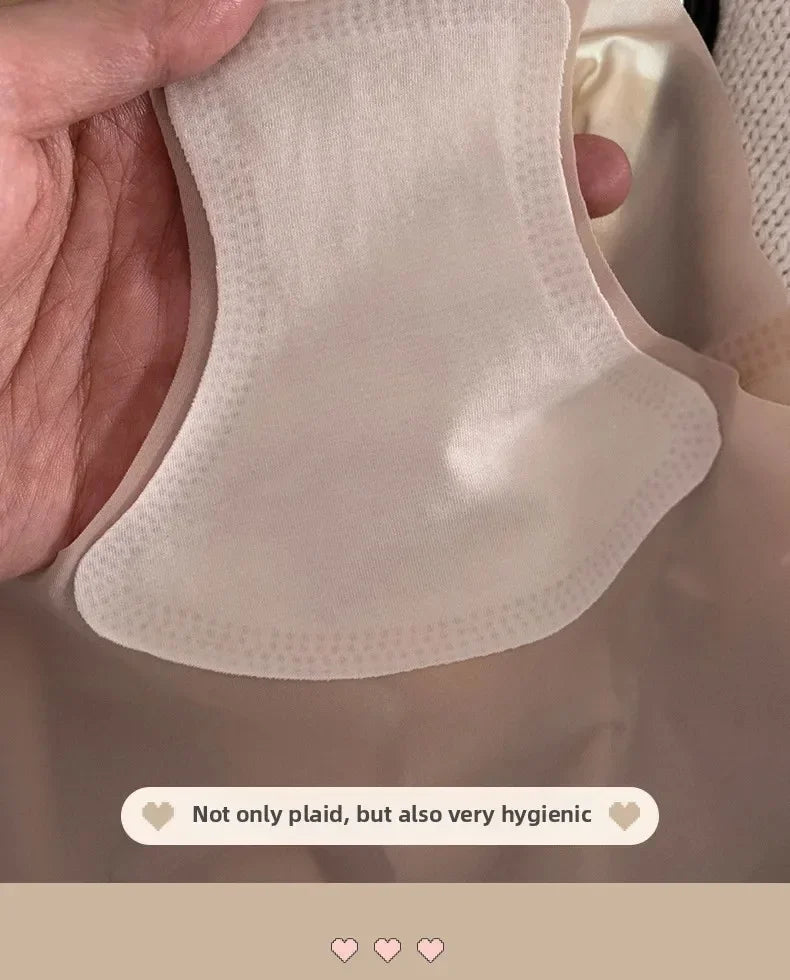 Ladies Summer Thin Quick Dry Ice Silk Triangle Panties Seamless Japanese Style Masking Butt Shaping Sexy 3D Peach Bottom Underwe