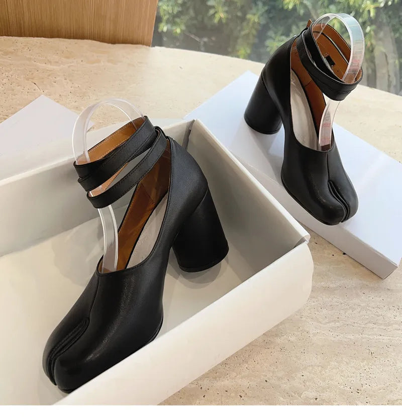 Ins style Vintage Soft Leather Split Toe Tabi Women Pumps Fashion Ankle Strap Thick High heels Spring Autumn Casual Chunky Shoes