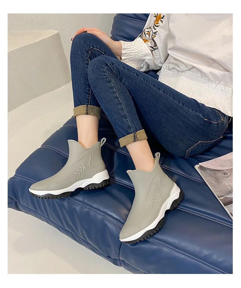 Women Rainboots Slip-on Waterproof Girls Ankle Boots PVC Anti-Slip Spring Autumn Rain Shoes Platform Woman Fishing Rubber Shoes