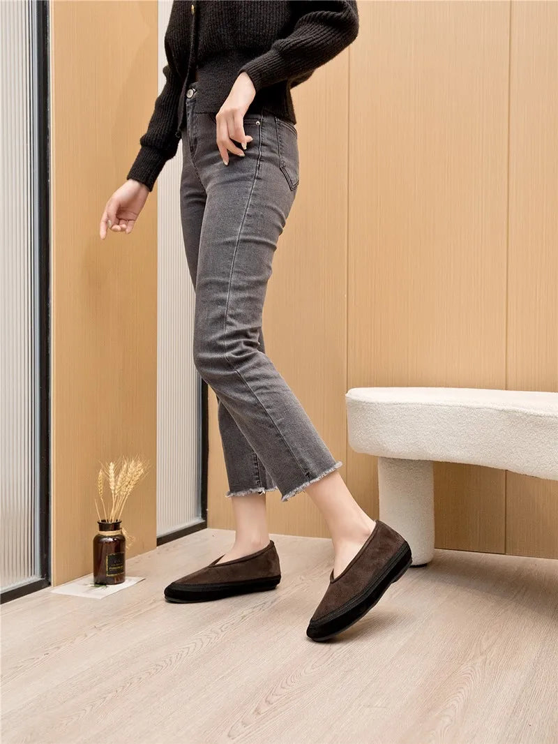 AIYUQI Flat Snow Boots Women's Genuine Leather 2025 Large Size Non-slip Women's Winter Shoes Comfortable Warm Women Ankle Boots