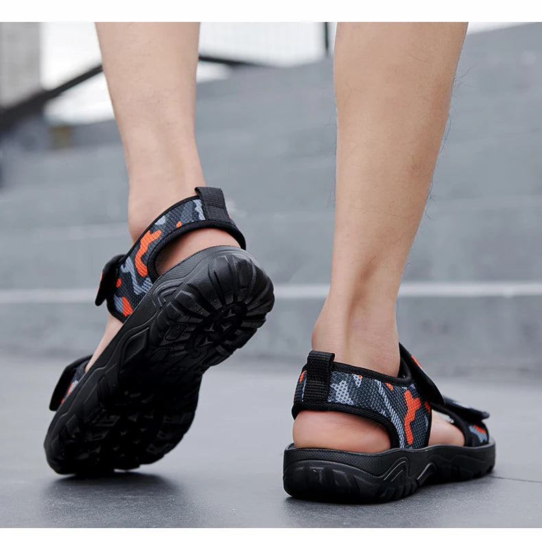 Men Sandals Summer Leisure Beach Holiday Outdoor Male Retro Comfortable Casual Sandals Breathable Mesh Men Flip Flops