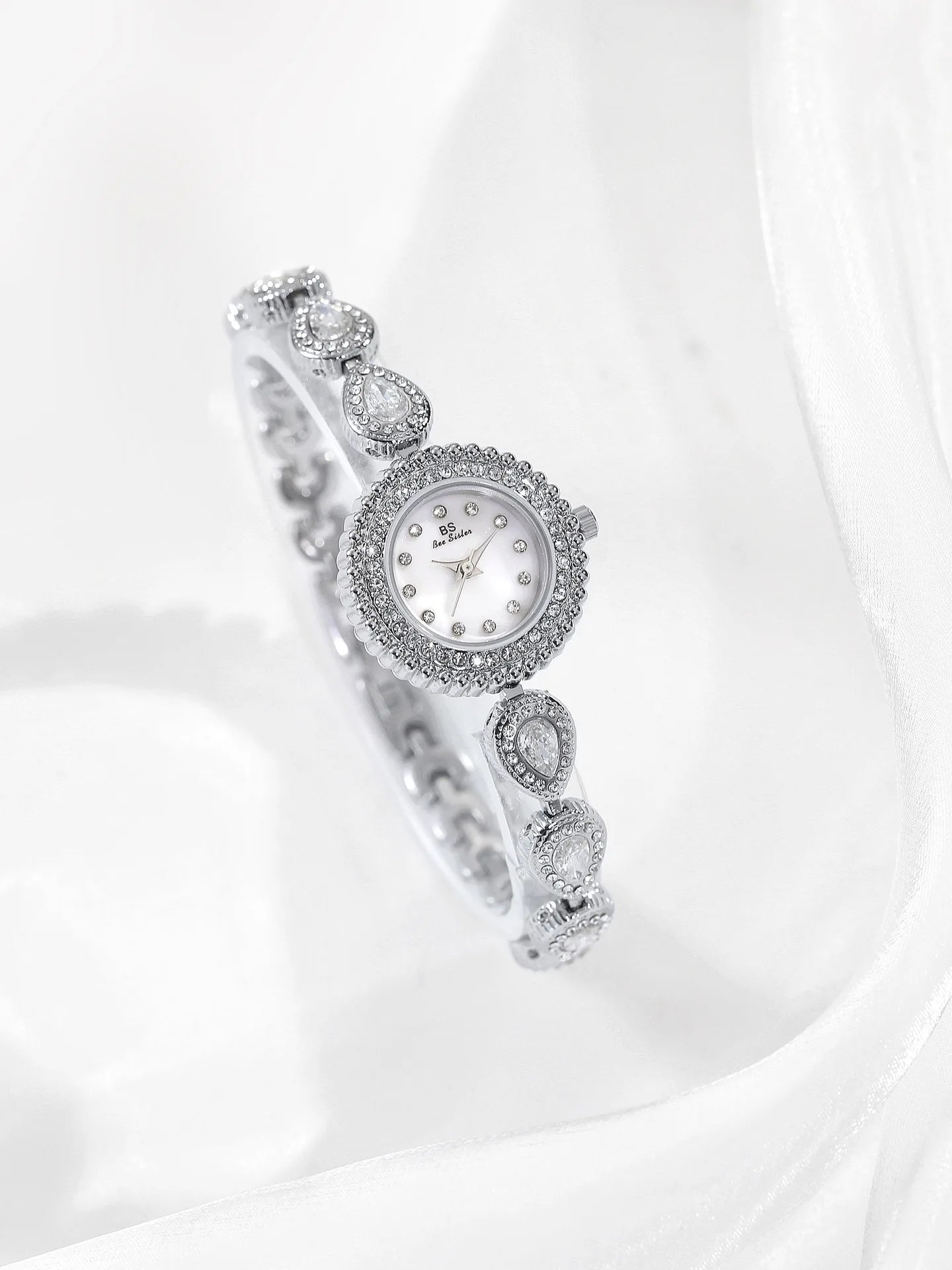 Gold Women Bracelet Dress Watches For Ladies Wrist Quartz Watches 2025 Top Brand Luxury Golden Rhinestone Gift Girlfriend Clock