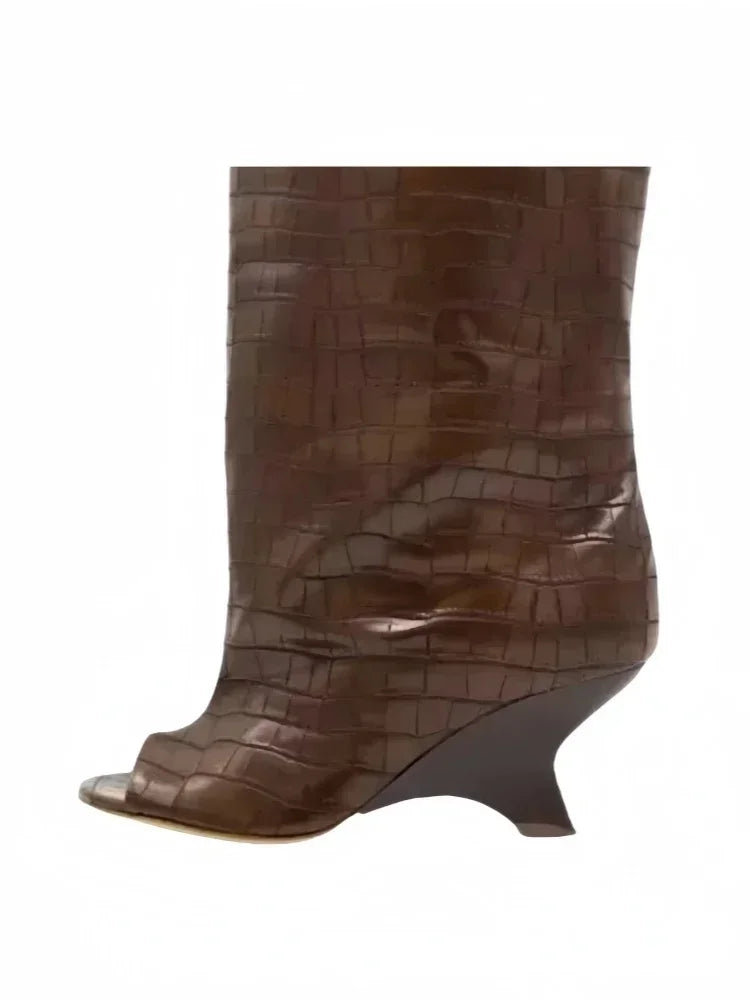 2025 European AndAmerican Nichedesign Versatileopen Toe Long Tube Cool Boots for Women, Crocodile Patterned Irregular High Heels