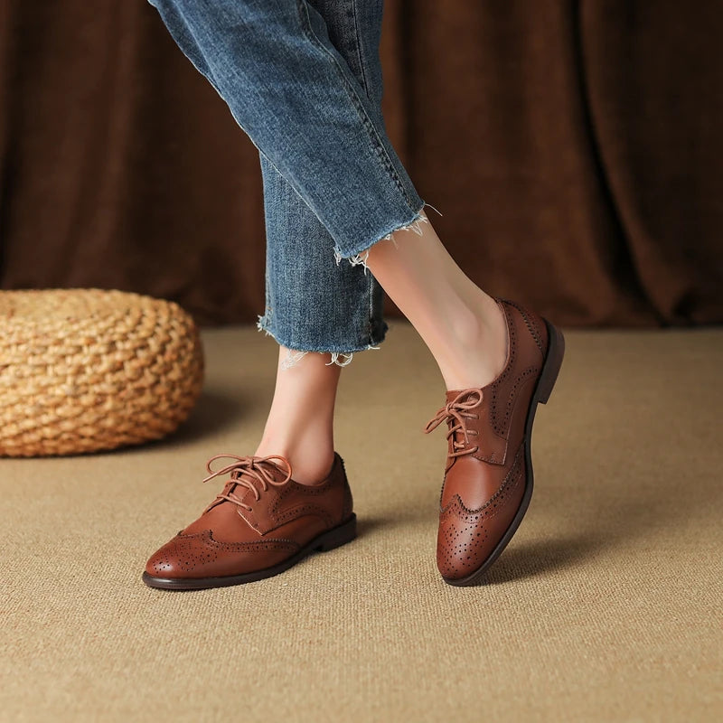 Women's New Round Head Burnt Flower Inner and Outer Leather Cowhide Lace up Large Low Heel Block Oxford Shoes