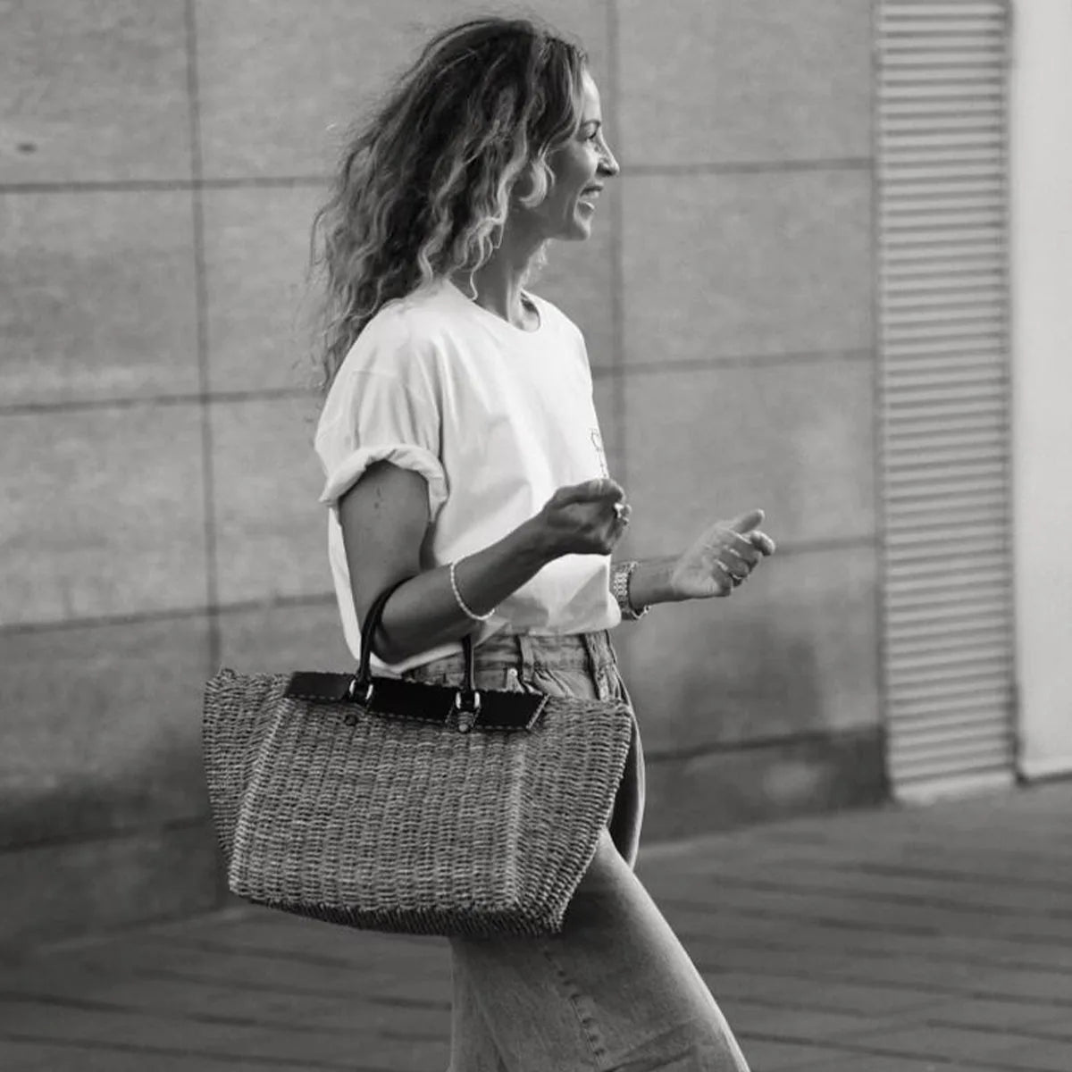 Closed Twenty Four Seven International Letters Printing Women Slogan T Shirts White Loose Cotton Summer Short Sleeve Casual Tees