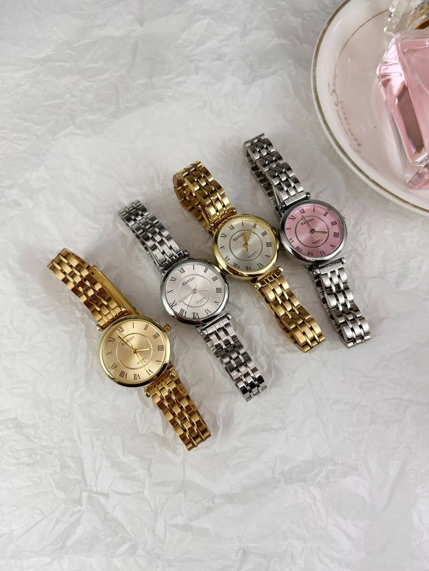 UTHAI New Women's Watch Steel Strap Exquisite Ladies' Watches Simple Thin Compact Fashion Wrist Watch Clock