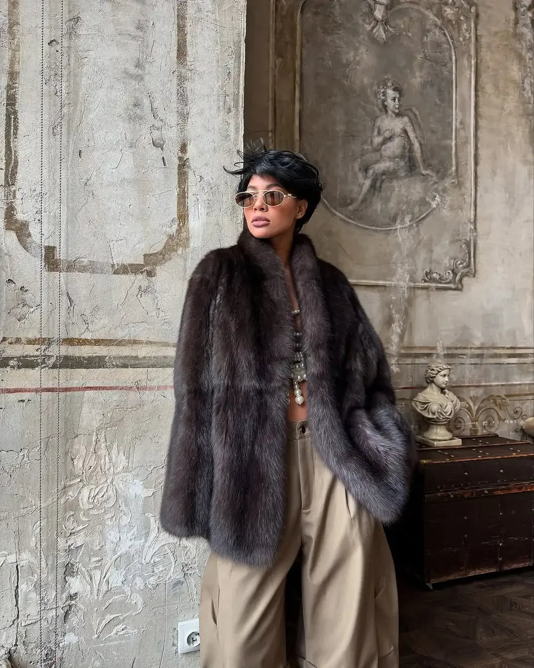 Women Thick Faux Fur Coat Lapel Hidden Button Loose  elegant lady Outerwear 2025 Fashion Female Street Commute Overcoat New