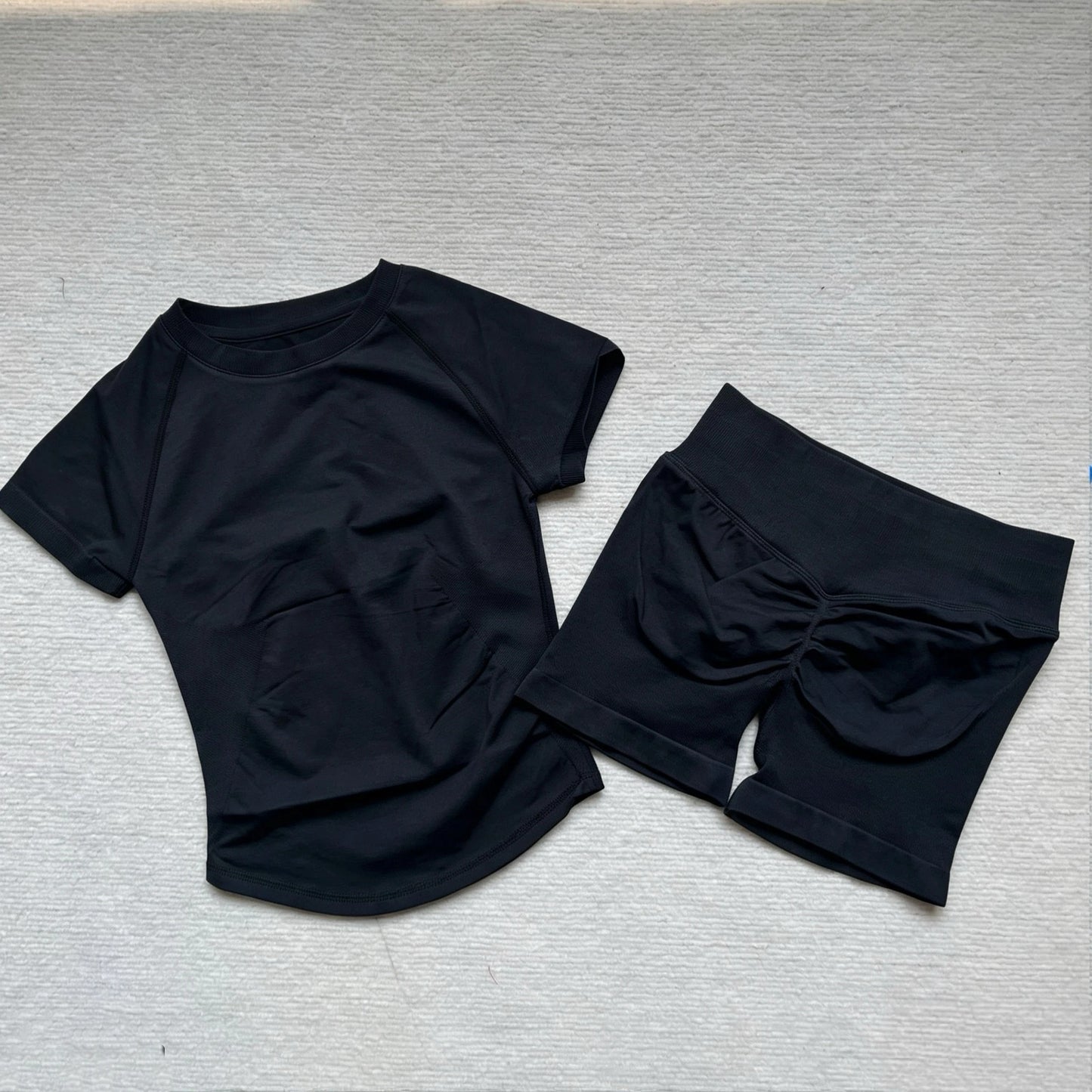 2 Pieces Sports Sets Short Sleeve Seamless Yoga Top Fitness Set Women Workout Running Sports Shorts Gym Suit