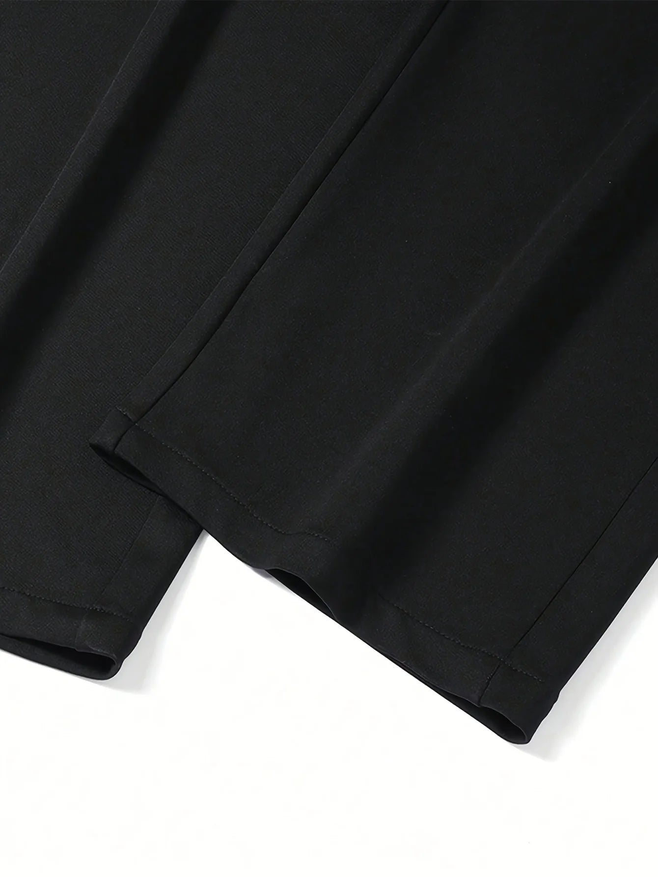 Men's casual trousers and sportswear, super comfortable and loose fit, casual and can be paired with any item  streetwear